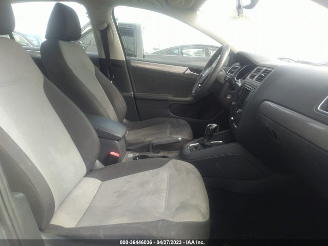 3VW2B7AJ0HM395029 Volkswagen Jetta 1.4t S