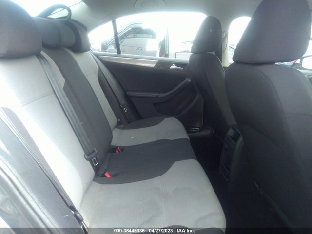 3VW2B7AJ0HM395029 Volkswagen Jetta 1.4t S