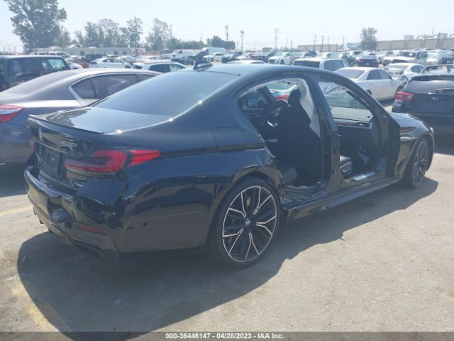 WBA13BK04NCL07582 BMW 5 Series M550i Xdrive