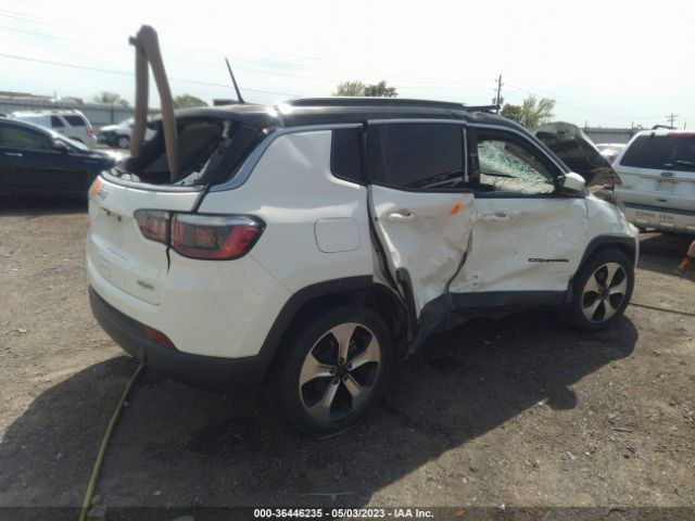 3C4NJCBBXJT227574 Jeep Compass Latitude