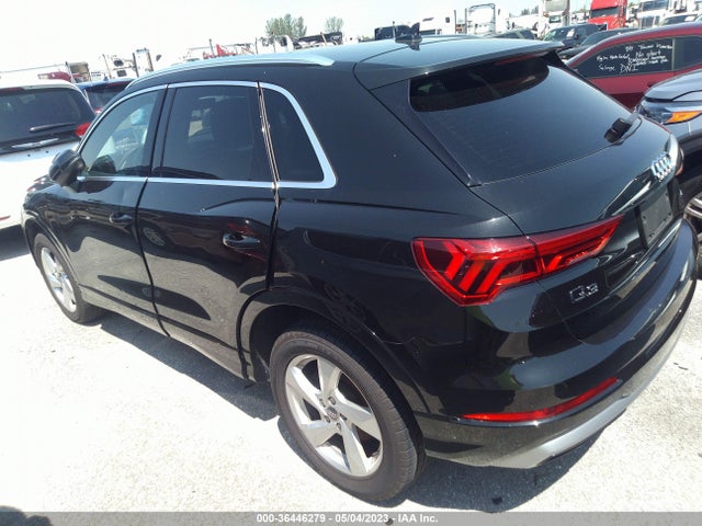 WA1AECF32L1026813 Audi Q3 PREMIUM
