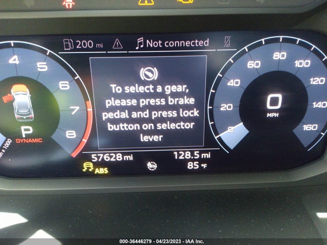 WA1AECF32L1026813 Audi Q3 PREMIUM