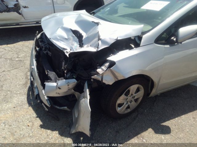3KPFK4A78JE240395 KIA FORTE LX