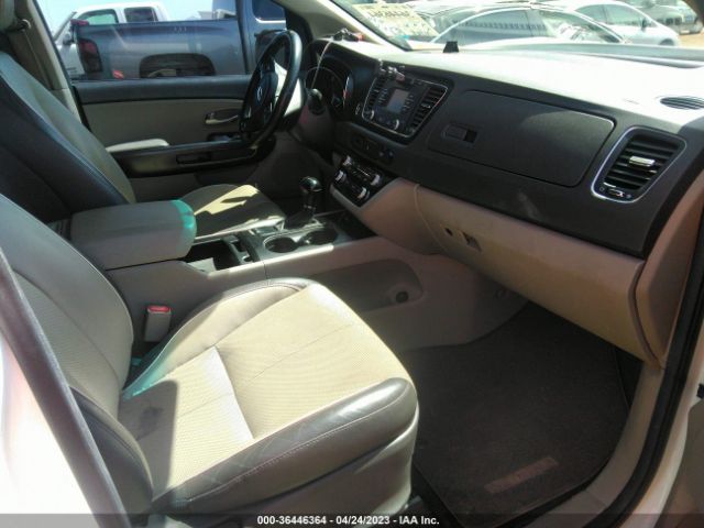 KNDMB5C19G6209452 KIA SEDONA LX