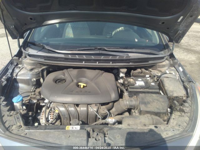 KNAFK5A8XG5597738 KIA Forte 5-door Lx
