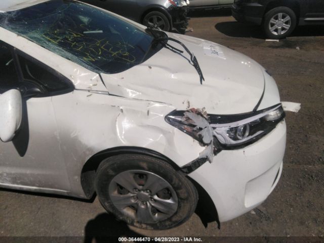 3KPFK4A73JE230910 KIA FORTE LX