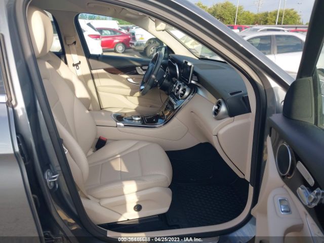WDC0G4JBXKV163807 Mercedes-Benz Glc Glc 300