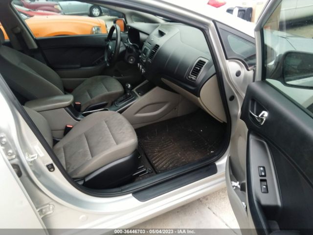 KNAFK4A68F5284808 KIA FORTE LX