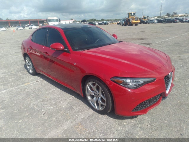 2022 Alfa Romeo Giulia, VIN: ZARFAMBN1N7656123