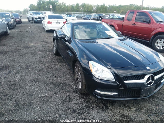 2014 Mercedes-Benz SLK-Class, VIN: WDDPK4HA1EF080674