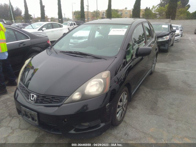 2013 HONDA FIT SPORT VIN: JHMGE8H54DC046366