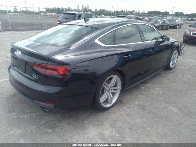 WAUENCF51JA088481 Audi A5 Sportback Premium Plus