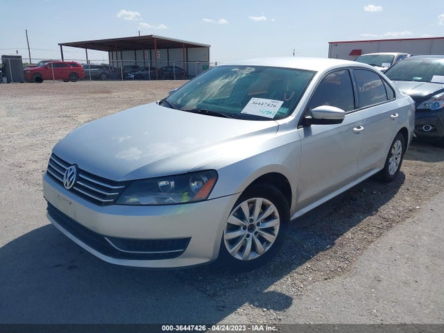 1VWAT7A33EC097680 Volkswagen Passat Wolfsburg Ed