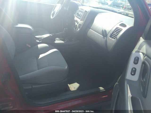 2007 FORD ESCAPE XLT VIN: 1FMYU031X7KB58898