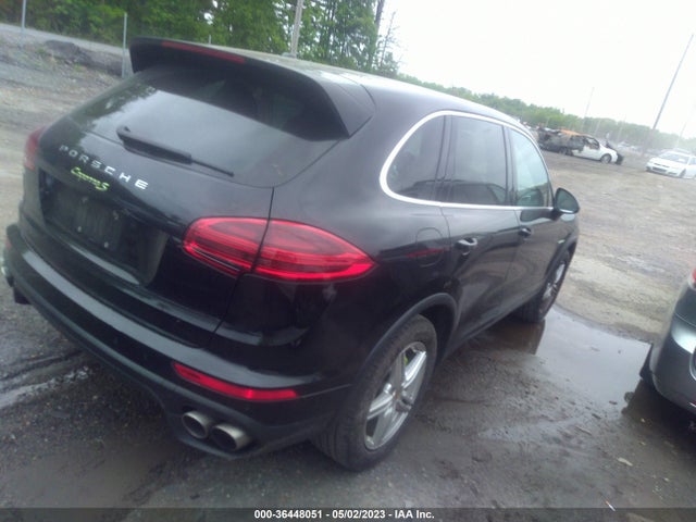 2016 PORSCHE CAYENNE S E-HYBRID VIN: WP1AE2A26GLA61877