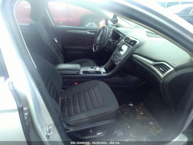 3FA6P0LU3HR325733 Ford Fusion Hybrid Se