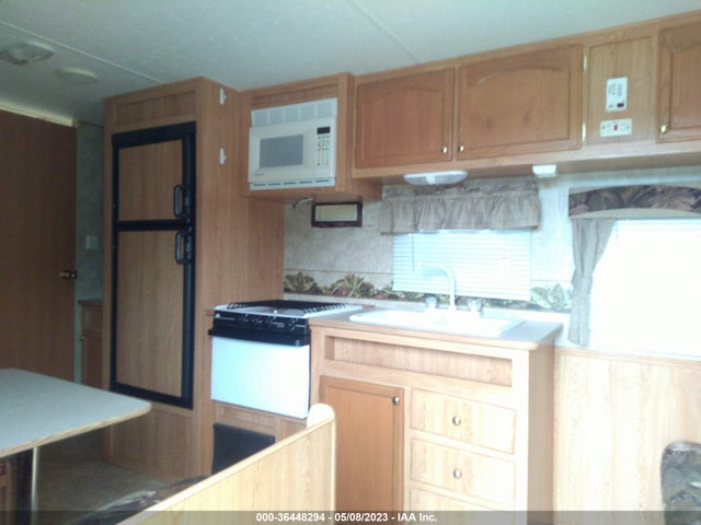 2007 CROSSROADS TRAVEL TRLR VIN: 4V0TC27217F002067