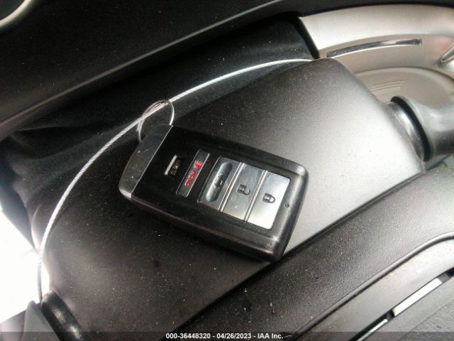 19UDE2F78KA011877 Acura Ilx Pkg