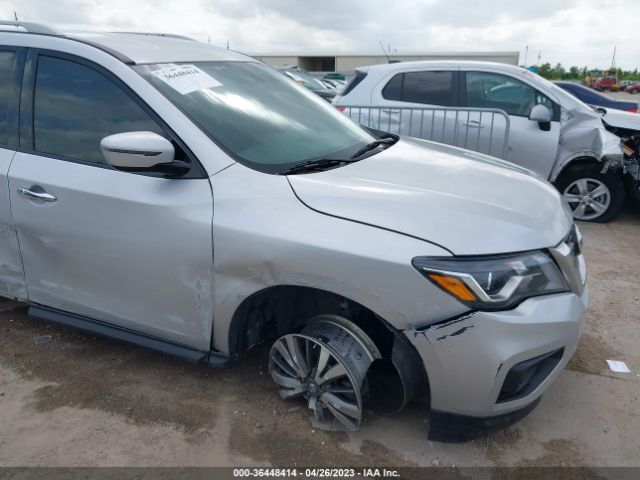 5N1DR2MM4JC647707 Nissan Pathfinder Sv