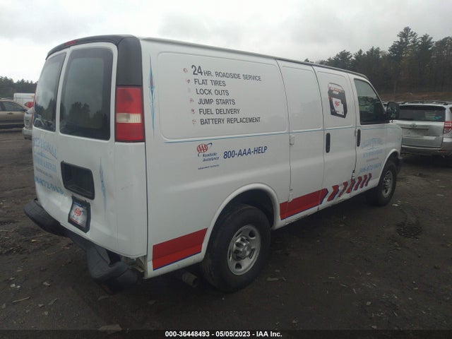 Chevrolet EXPRESS CARGO VAN 2015 1GCWGFFF3F1110516 Image 4