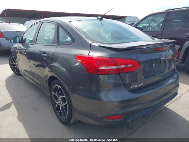 Ford FOCUS SE 2015 1FADP3F26FL315051 Image 4