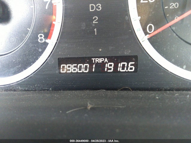 2011 HONDA ACCORD SDN LX VIN: 1HGCP2F33BA124042