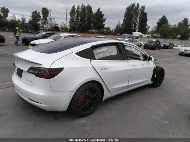 Tesla Model 3 Performance 2020 5YJ3E1EC3LF805469 Image 4