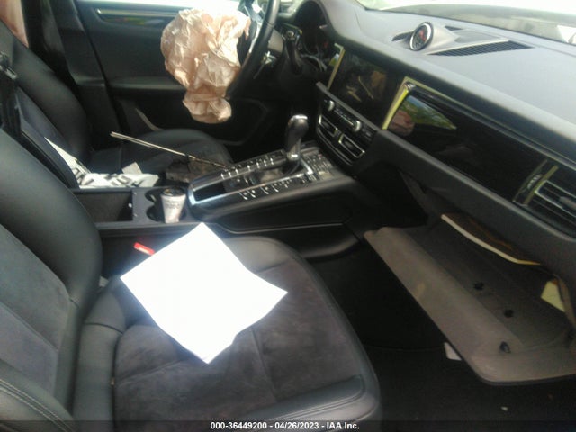 2020 PORSCHE MACAN VIN: WP1AA2A50LLB03024