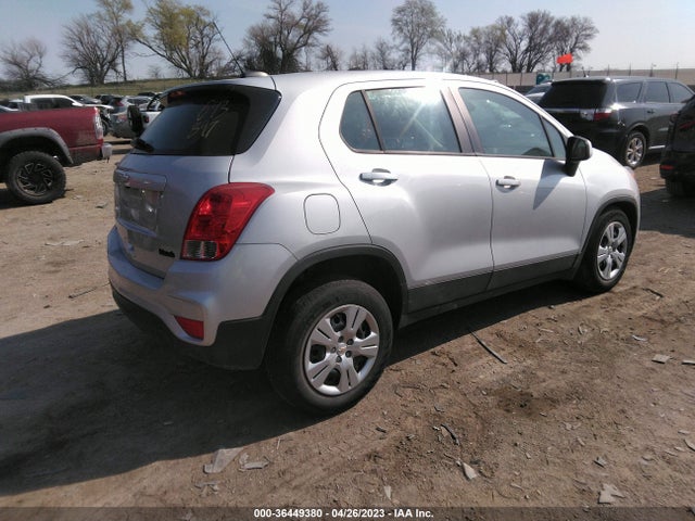 Chevrolet TRAX LS 2017 3GNCJKSB6HL272370 Image 5