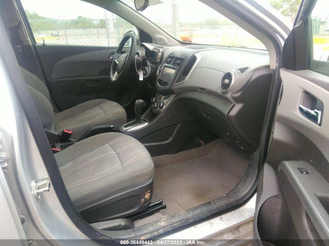 Chevrolet SONIC LT 2014 1G1JC6SH4E4179377 Image 6