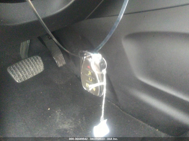 Chevrolet EQUINOX LT 2018 2GNAXSEV6J6128341 Image 3