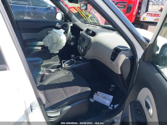KNDJN2A24E7051033 KIA Soul Base
