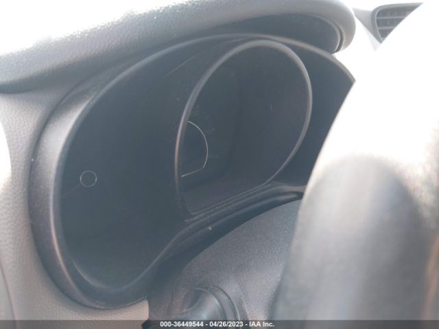 KNDJN2A24E7051033 KIA Soul Base