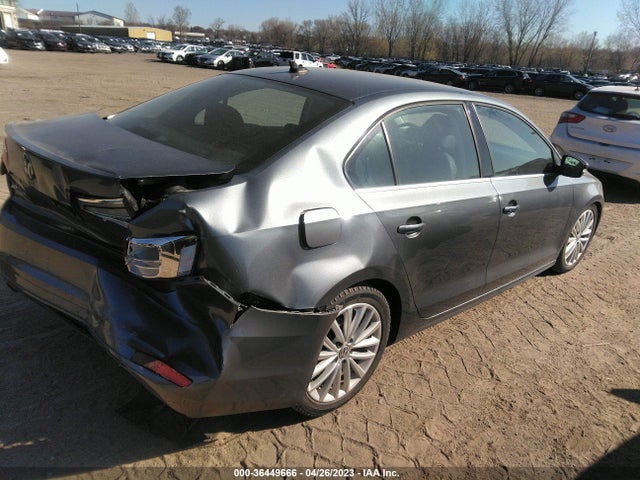 3VWD17AJ7FM206613 Volkswagen Jetta Sedan 1.8t Se