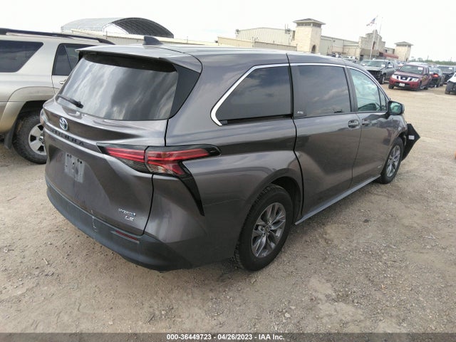 2021 TOYOTA SIENNA LE VIN: 5TDKRKEC4MS044888