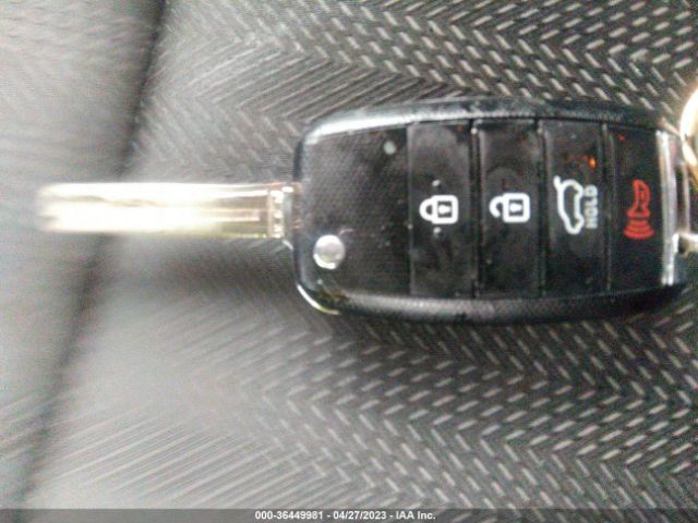 KNDPM3AC6L7753623 KIA Sportage Lx