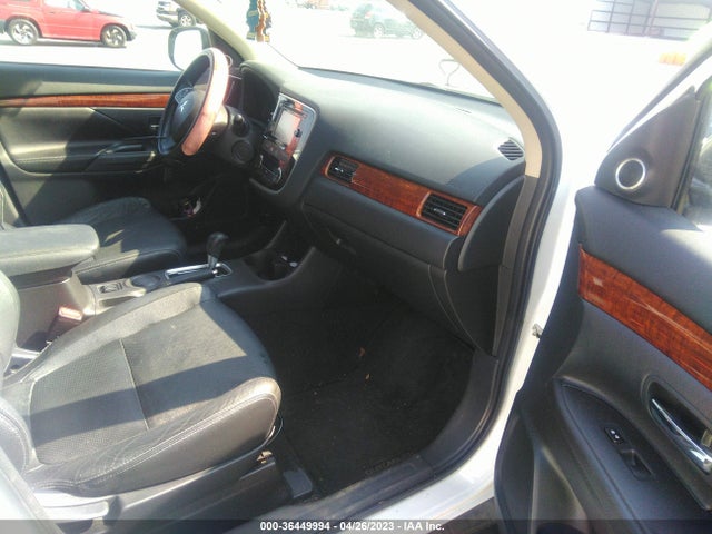 2015 MITSUBISHI OUTLANDER SE VIN: JA4AD3A37FZ004225