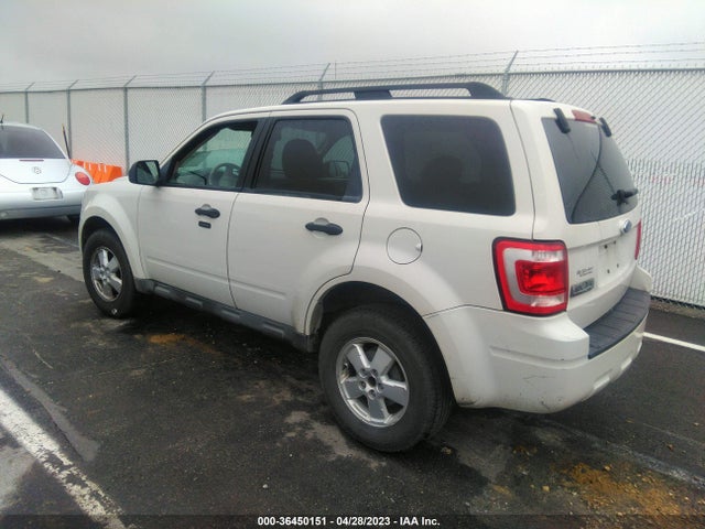 2009 FORD ESCAPE XLT VIN: 1FMCU03739KB63359