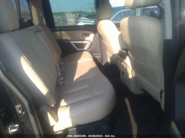 36450306 :رقم المزاد ، 1N6AA1E54HN557968 vin ، 2017 Nissan Titan Sv مزاد بيع