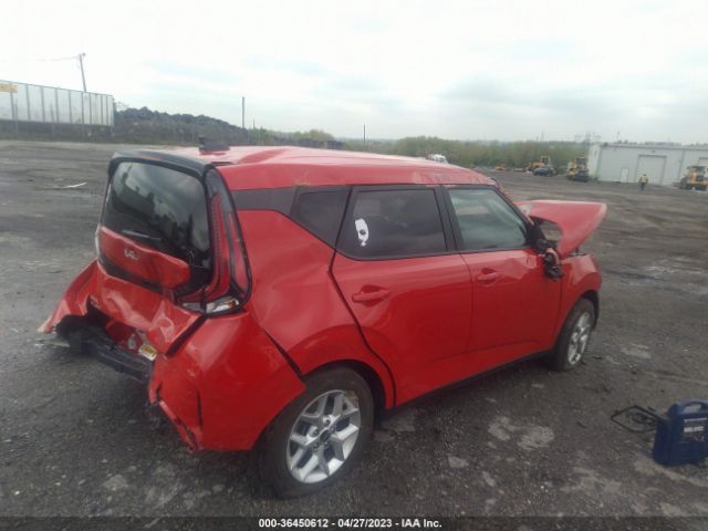 KNDJ23AU8P7189354 KIA SOUL LX