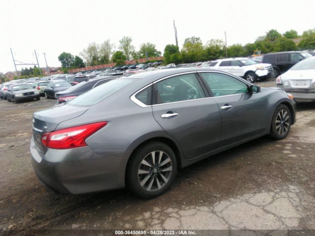 1N4AL3AP2HC285258 Nissan Altima 2.5 Sv