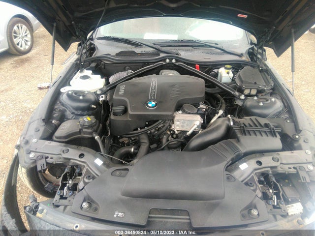 2016 BMW Z4, VIN: WBALL5C51G5A21221