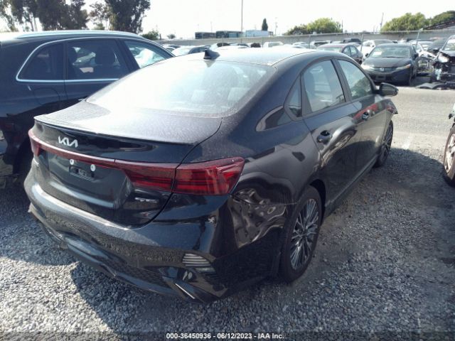 3KPF54AD3PE538441 KIA Forte Gt-line