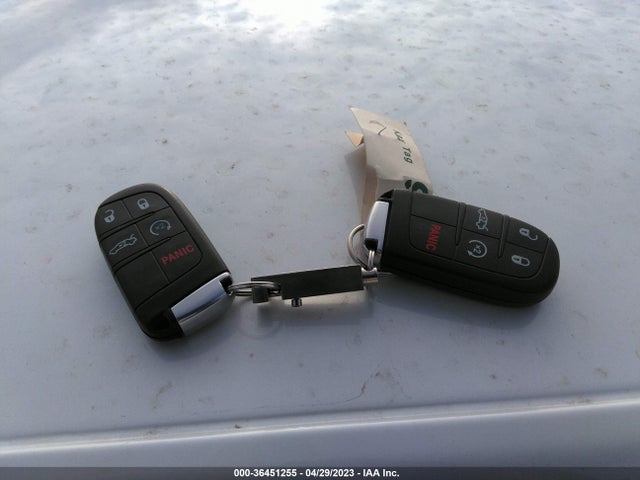 Chrysler 300 300c 2014 2C3CCAEG5EH380704 Image 3