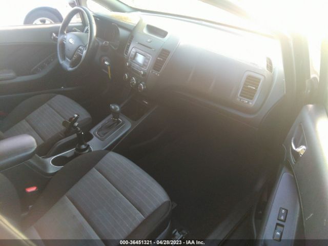 KNAFX5A87F5302823 KIA Forte 5-door Ex