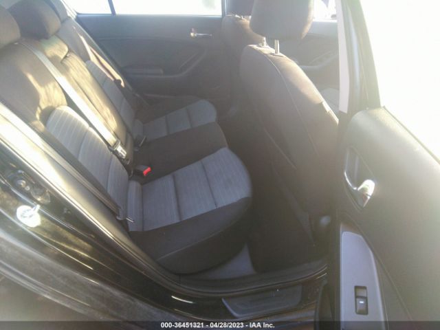 KNAFX5A87F5302823 KIA Forte 5-door Ex