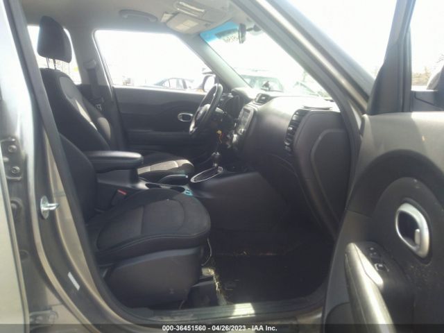 KNDJP3A56J7511295 KIA SOUL +
