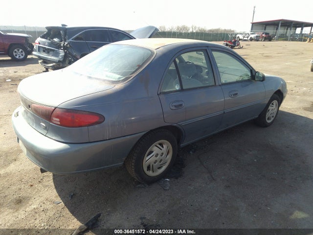 1999 FORD ESCORT SE VIN: 1FAFP13P4XW101043