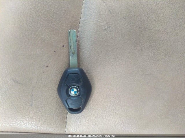 2005 BMW 3 SERIES 330XI VIN: WBAEW53445PG12393