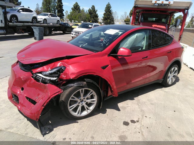 7SAYGDEE5PF688568 Tesla Model Y Long Range